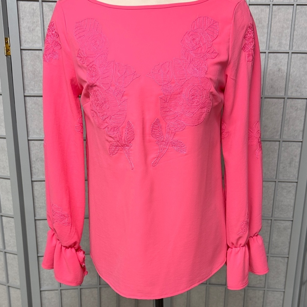 Tristan, Elegant Pink Women's Top, Size Small